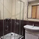 оранта Lodge *