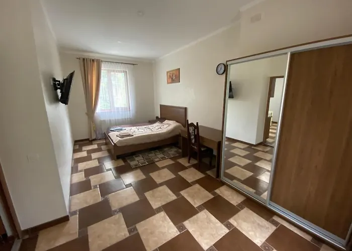 оранта Lodge *