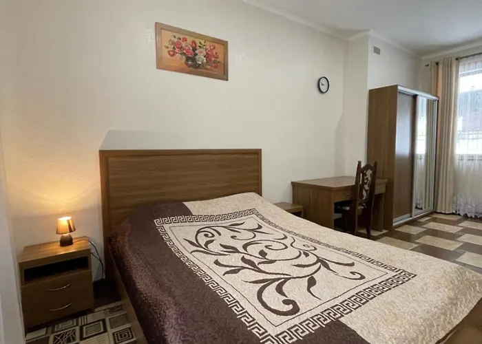оранта Lodge